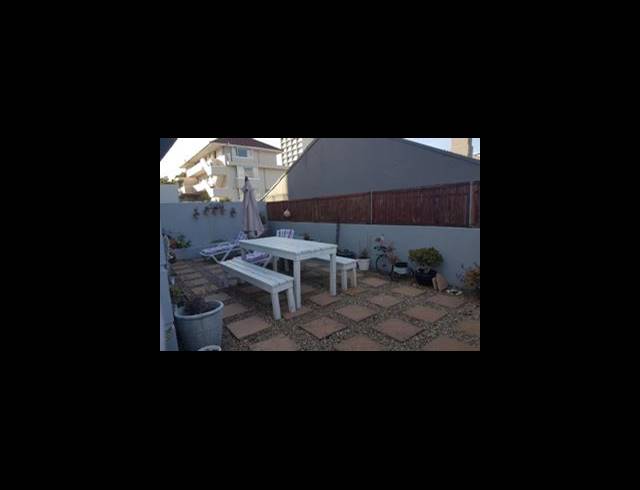 1 bed property to rent in ORANJEZICHT